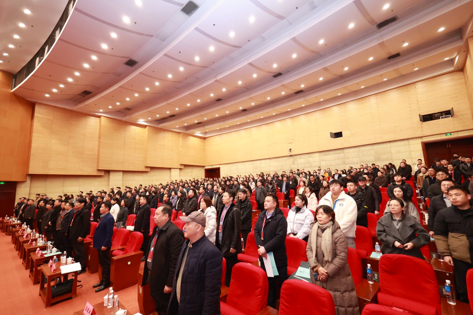 图2.jpg 图2.jpg